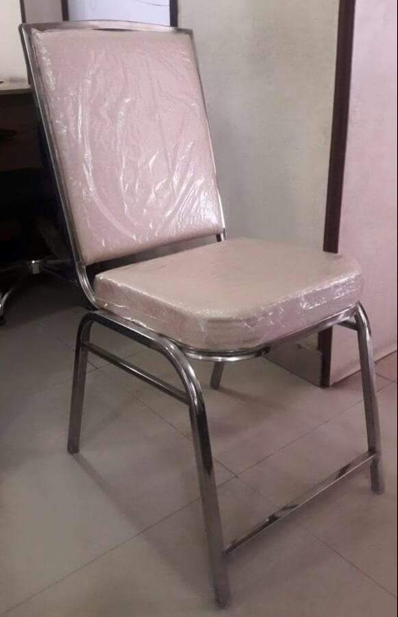 silver Banquet Hall Chairs and sofas, Seating Capacity: 2 Seater
