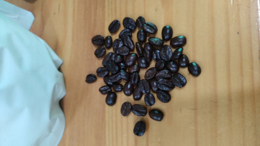 Trends coffee Arabica Medium To Dark Roast, Grade: AAA
