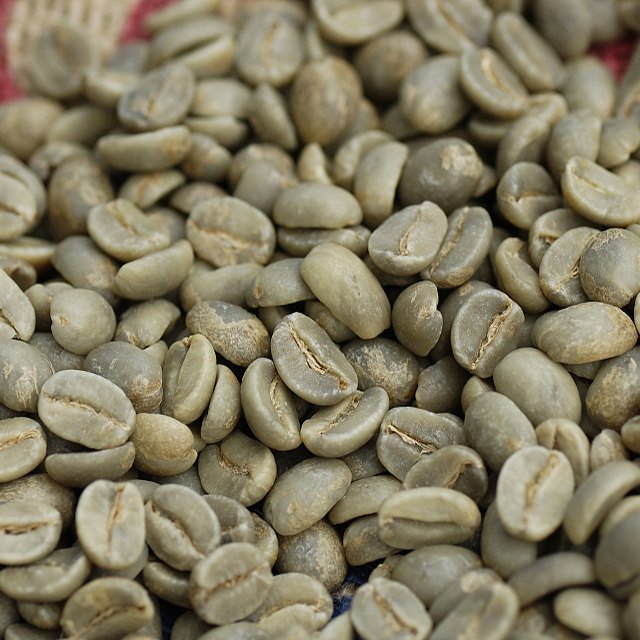 Unicorn Bean Arabica And Robusta Raw Coffee Beans, For Office, Grade: AAA