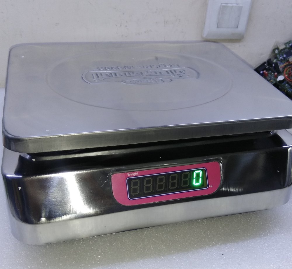 Jivan Nagji Front Back Green Display Table Top Weighing Scale, Capacity: 30 Kg