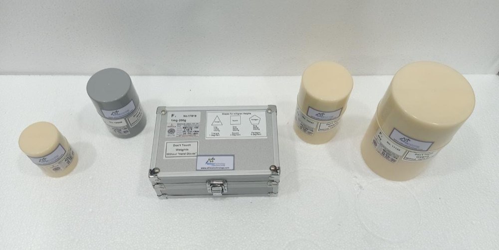 Althea Technology Mirror Finish Stainless Steel Weights, For Laboratory