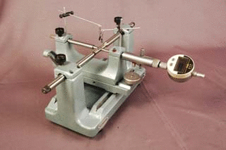 Floating Carriage Diameter Measuring Machine