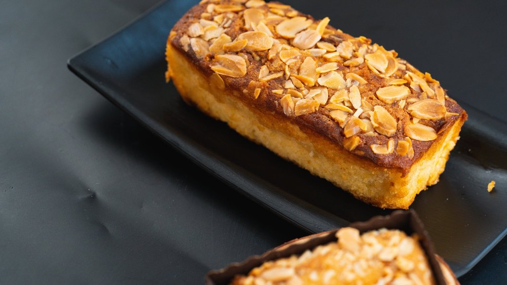 Rectangular Honey Almond Dry Cake, For Birthday Parties