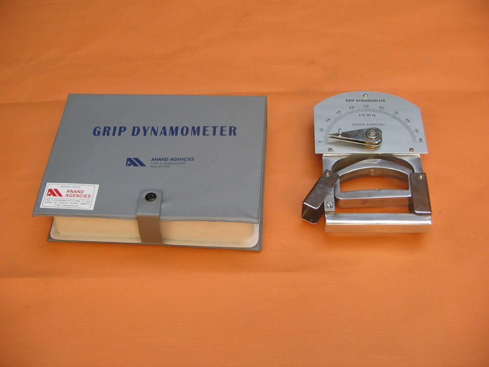 Hand Grip Dynamometer - Spring Type, Mechanical