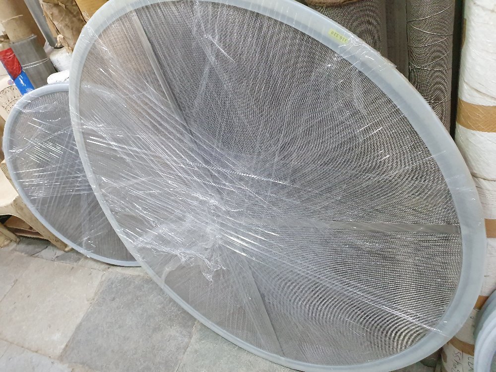 Silver SS Sifter Sieves with silicone moulding