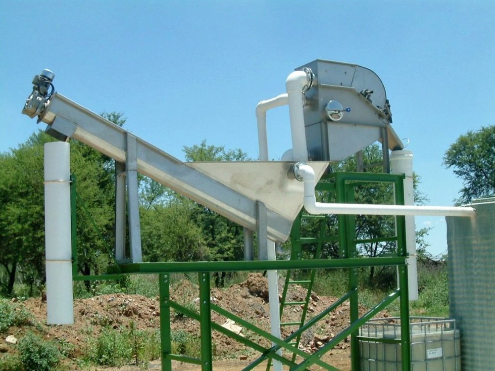 Cast Iron Grit Separator, Capacity: 50000 Kg