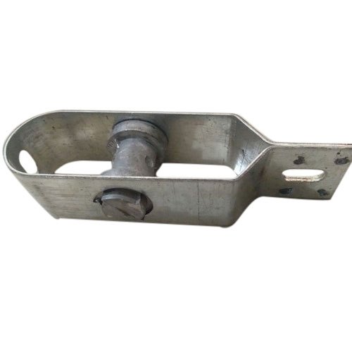 Galvanized Iron Fence Wire Strainer, Size: 1.5x4