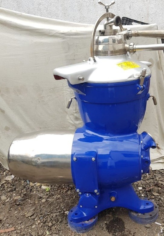 Stainless Steel Three SRG509 Semi Automatic Alfa Laval Oil Centrifuge Machine, Capacity: 2000 Liter Per Hour