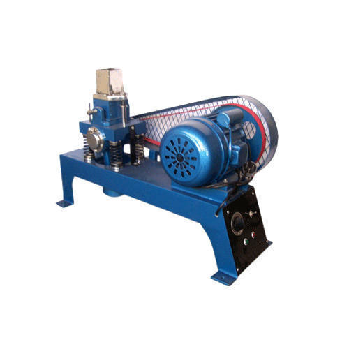 Ci Motor Vibrating Machine, For Laboratory, Power: 3kW