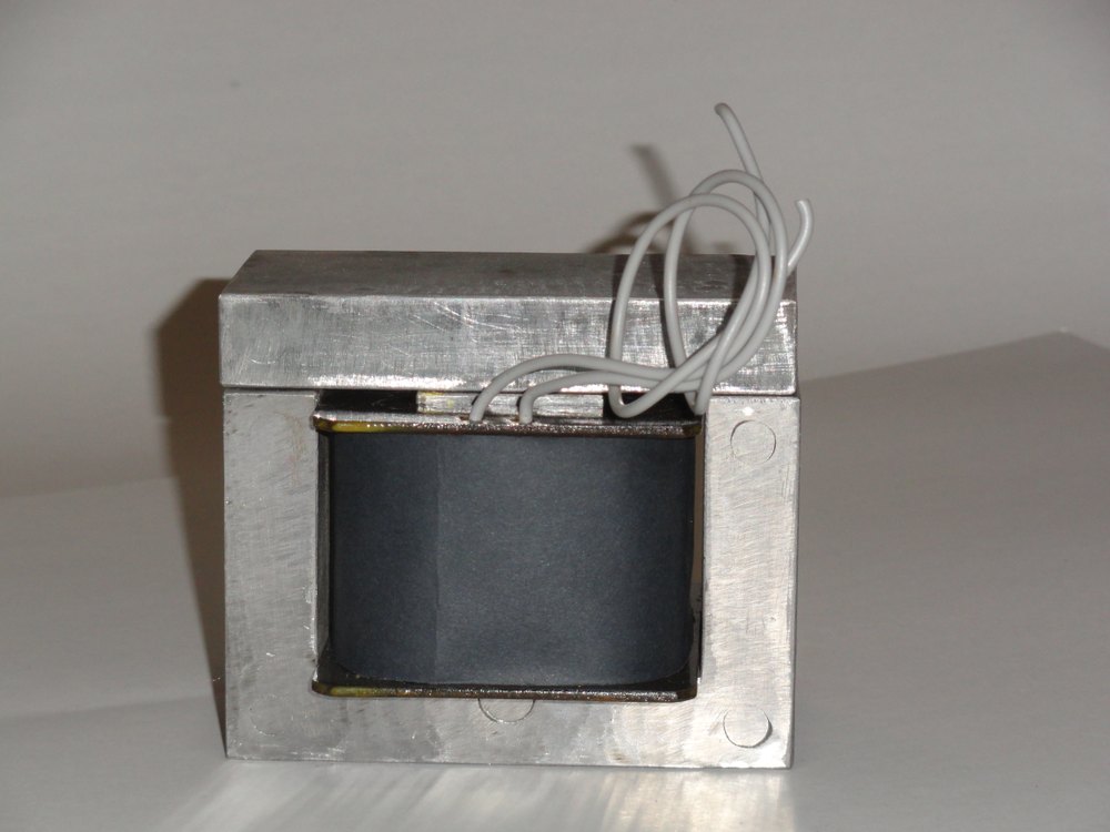 Electromagnetic Vibrator