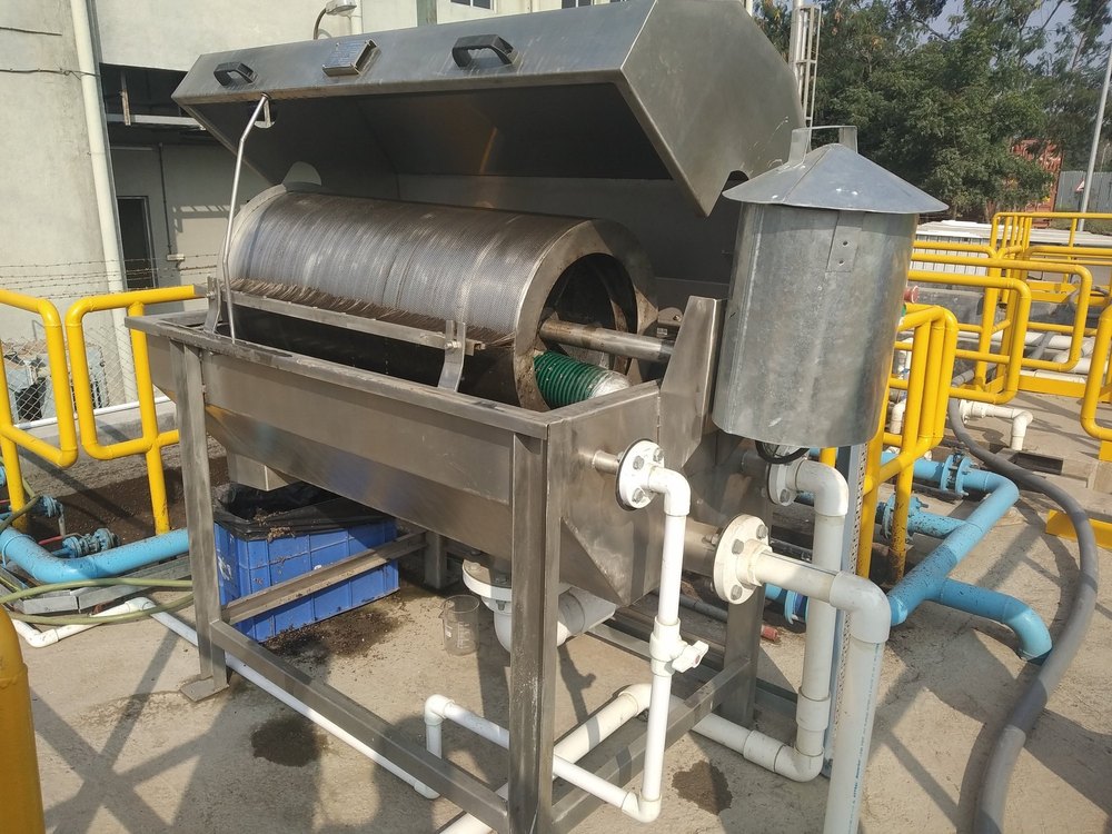 1.1 Kw Stainless Steel Rotary Screen, For Industrial