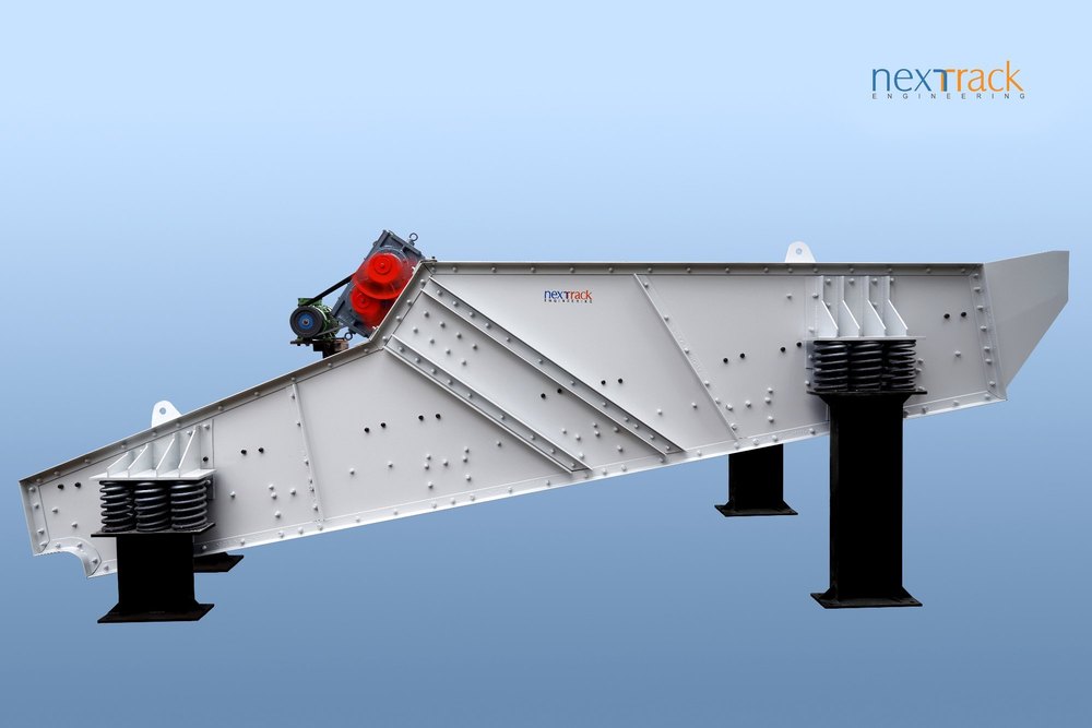 Iron Linear Motion Screen, For Industrial