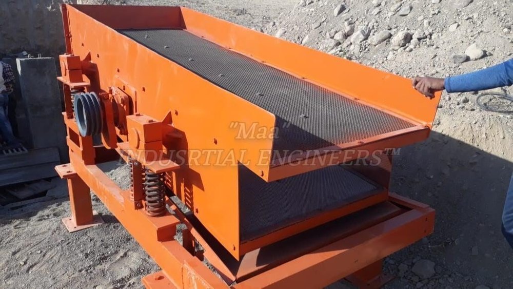 Mild Steel Linear motion screen, For Fine Screening, Powder Etc, Capacity: Up To 400 Tph