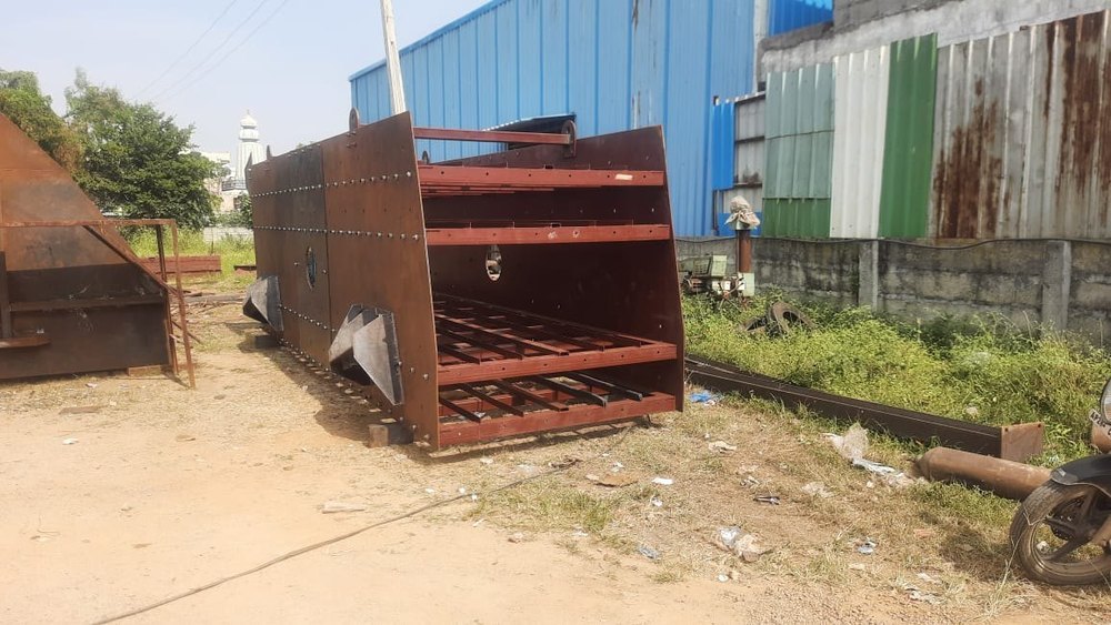 MS Steeel Vibrating Screen 2 Deck, For Industrial