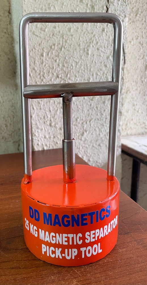 DDM MS Heavy Duty Magnetic Separator, Y30, Capacity: 100 kg