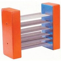 Magnetic Floaters