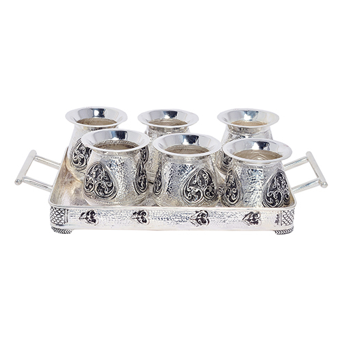 Silver Antique Glass Tray Set, For Home, Size: Standard