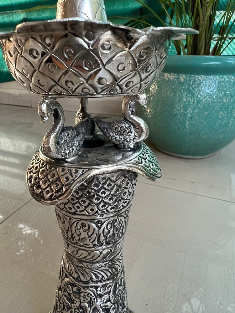 German Silver Samayee Deepam With 3 Ducks Sitting