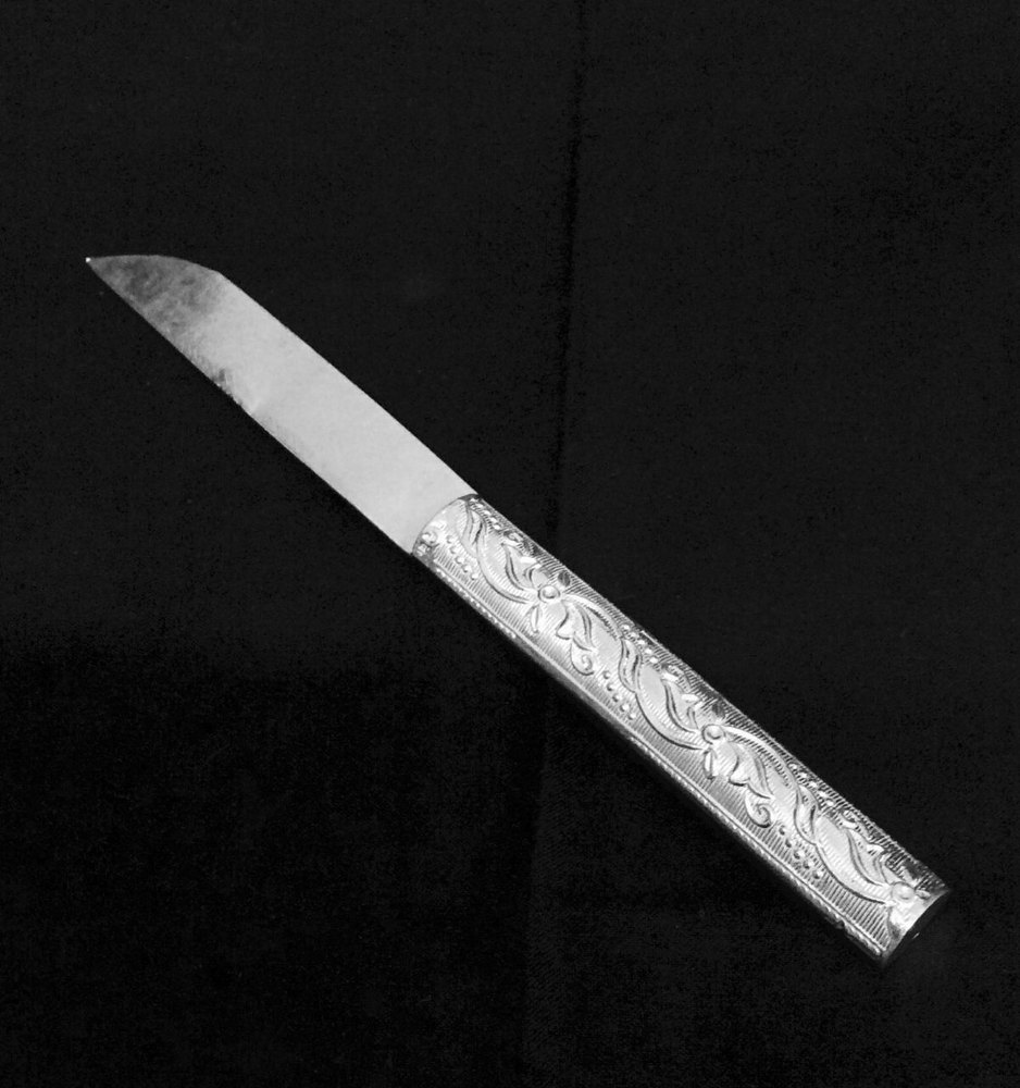 Silver Knife