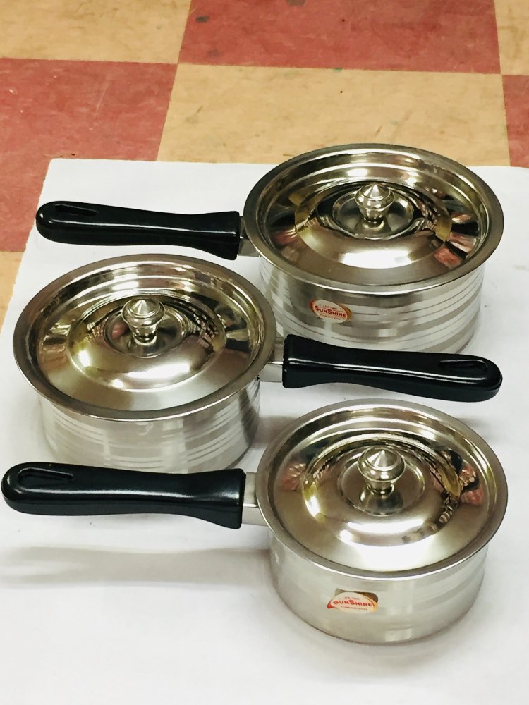Silver With Lid Sauce Pan for Domestic, Packaging Type: Bundle