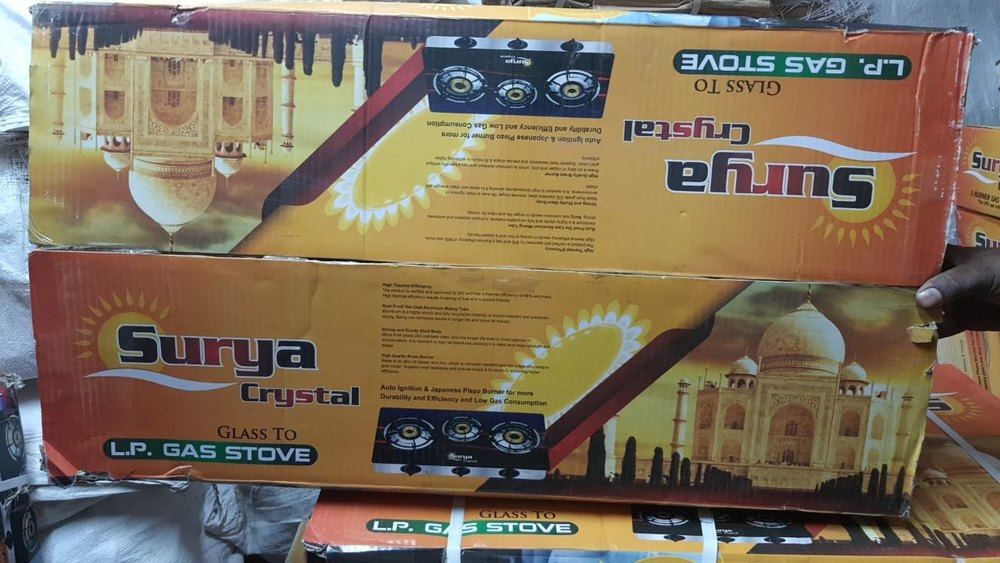 LPG 3 Burner Gas Stove, Automatic Ignition, Toughened Glass Top Material