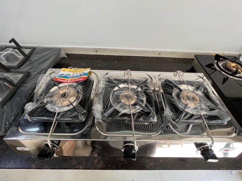 Three Burner Kitchen Stove