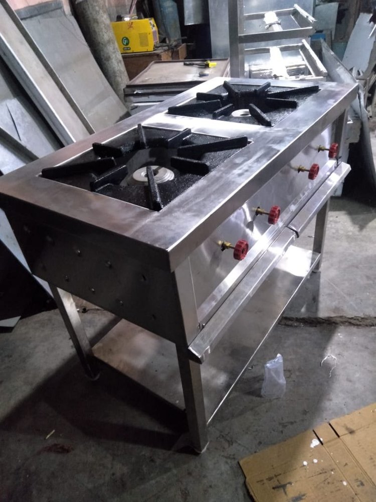 2 Burner Commercial Gas Stove, Stainless Steel Body, For Restaurants and Hotels