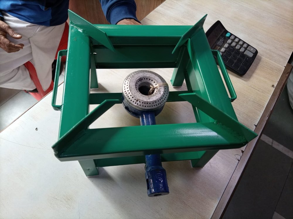 Iron Stoves With M-2 Burner, Size: Standard