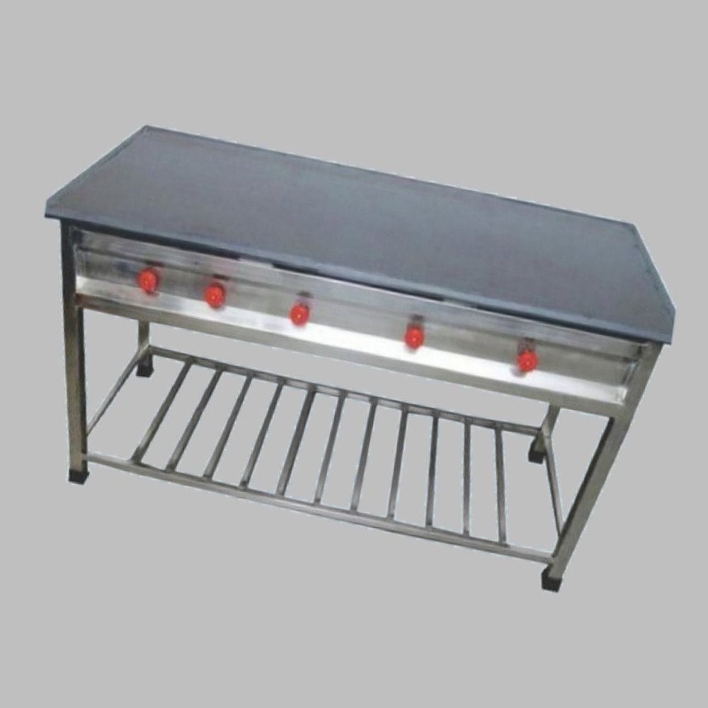 Silver Gas Stainless Steel Dosa Plate, For Restaurant, Size: (3.5 X 4) Feet