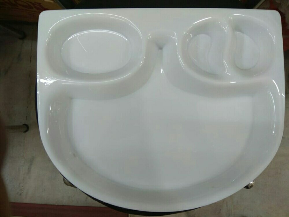 White Rectangular Acrylic Dosa Plate, For Hotel, Size: 10, 5 X 14 Inch