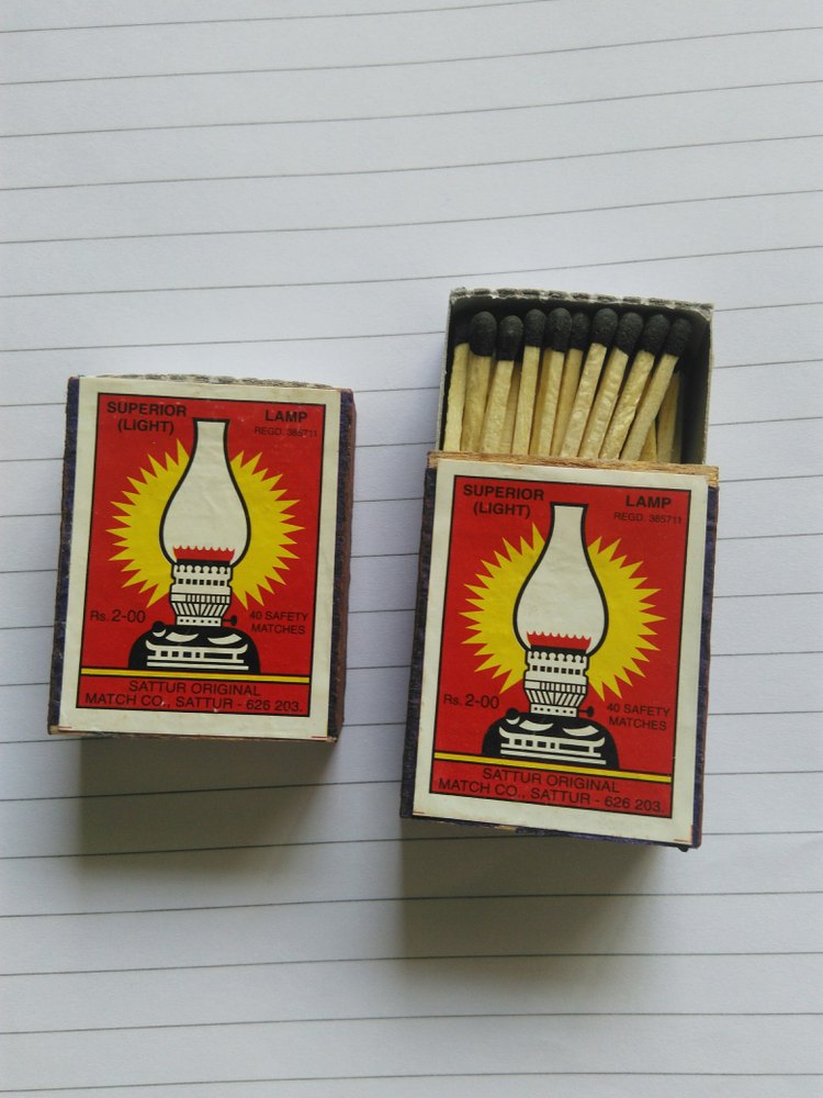Lamp Brand Veneer Matches