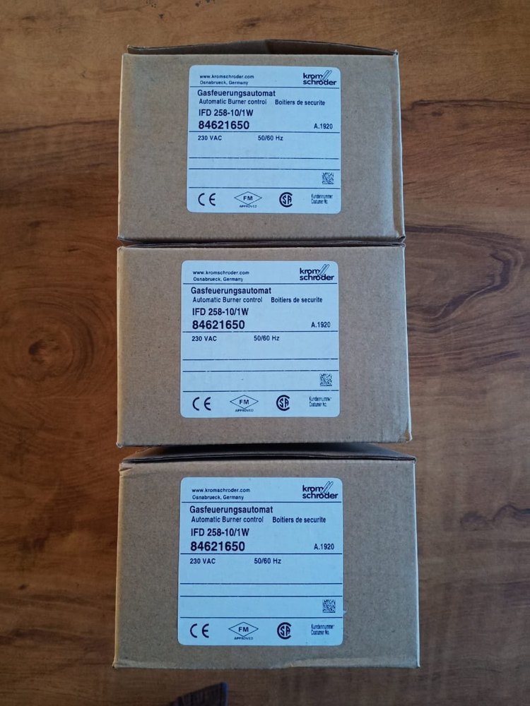 KromSchorder Burner Controller IFD 258-10/1W, Voltage: 220 - 240 V