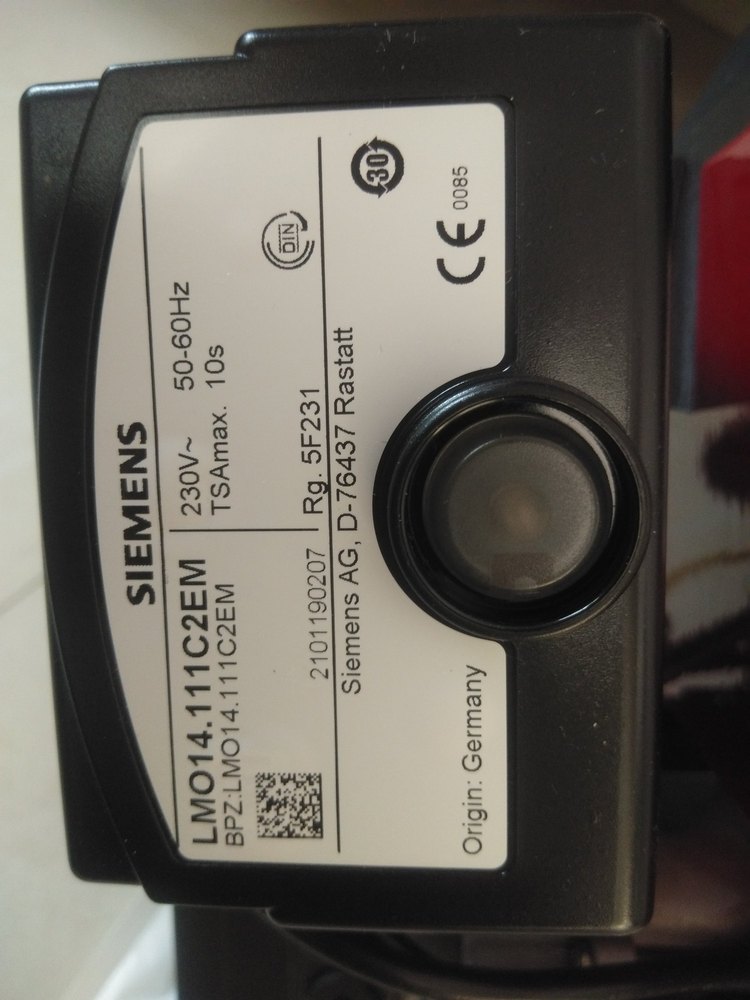 Siemens Oil Burner Controller, Model Name/Number: Lme 11, Size: Standerd