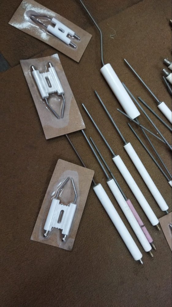 Aluminum Ceramic Industrial Ignition Electrodes for Oil and Gas Burners