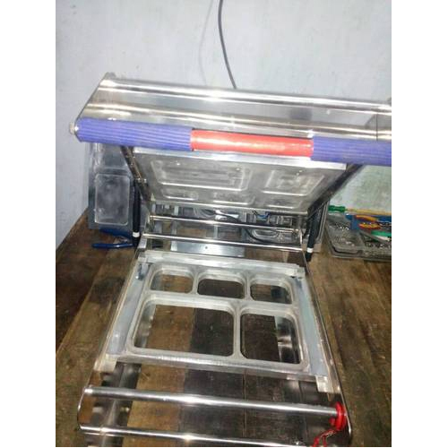 Meal Tray Packing Machine 8CP, 5 CP, Packaging Type: Box