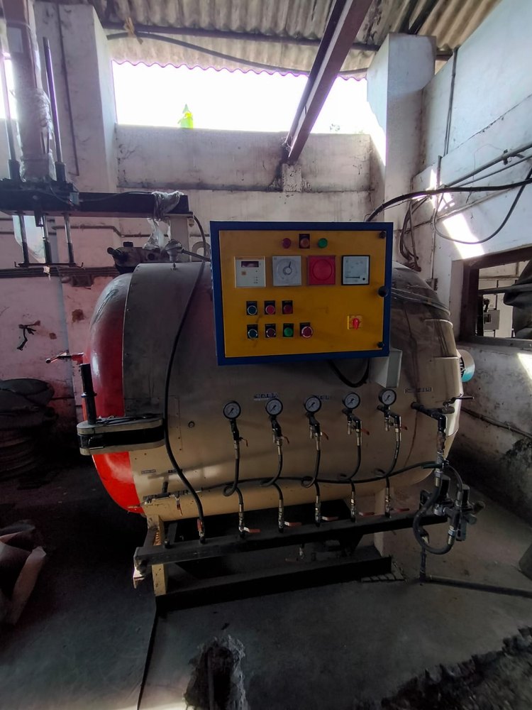 Mild Steel Electric Tyre Retread Bonding Machine, 98 %, Capacity: 8 Tyres in One Time