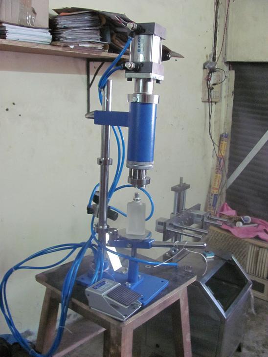 Semi-Automatic Pneumatic Crimping Machines