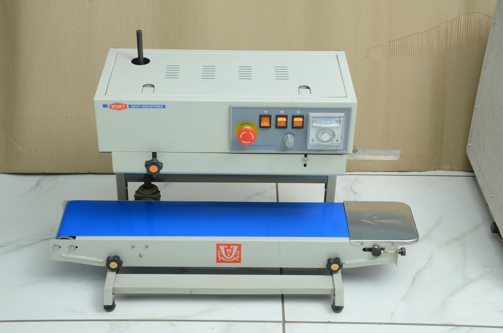 Vijay Semi-Automatic Vertical Band Sealer, 230, Capacity: 2000-3000 pouch per hour