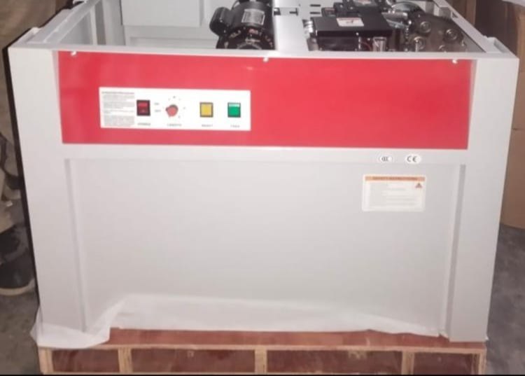 AVI Strapping Machine