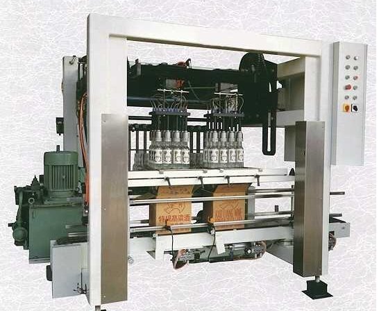 3 Phase Electric Case Packing Machine, Capacity: 8000 BPH to 24000 BPH