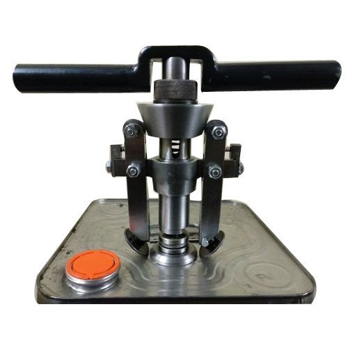Drum Cap Sealing Machine, Capacity: 240-360 Caps Per Hour