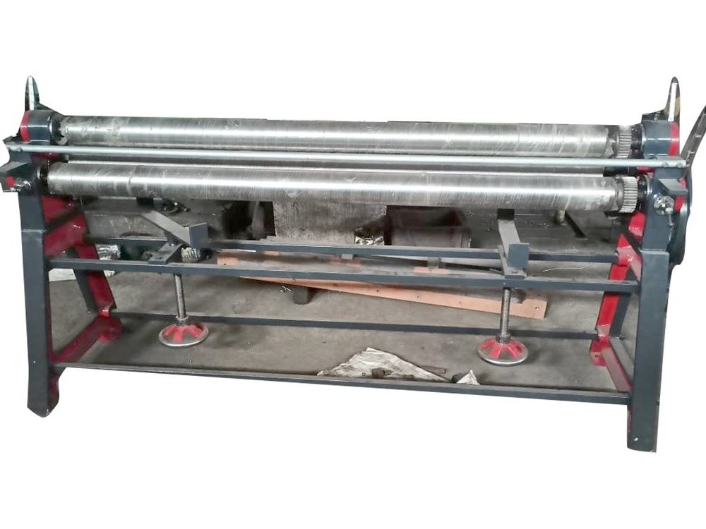 Four Roll Pasting Machine, Capacity: 10000 Sheets 12 Houts
