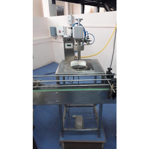 Lug Capping Machine, 95 Kgs., Capacity: Continuous