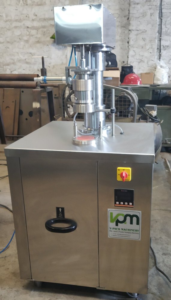 SS Lug Capping Machine, 150 KG, Capacity: 15-20 BPM
