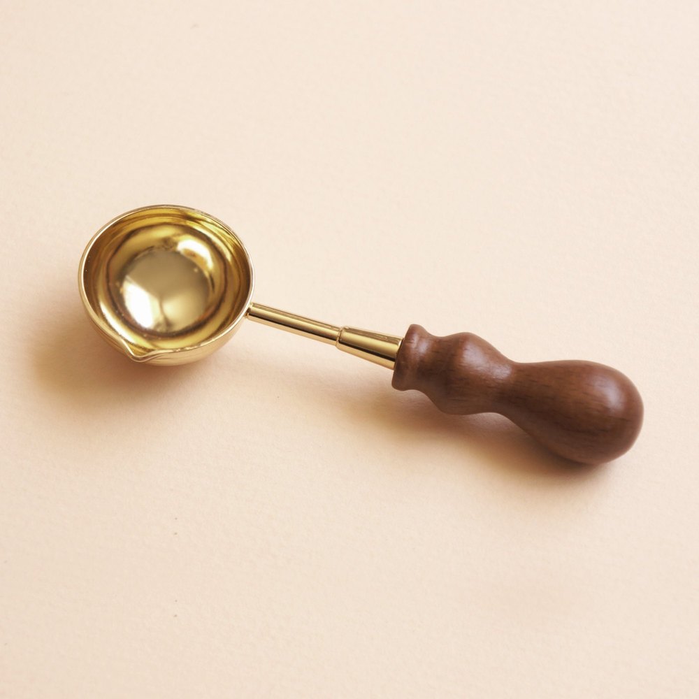 Brown Wood & Metal Sealing Wax Pouring Spoon, Packaging Type: Packet, Dimensions: Standard