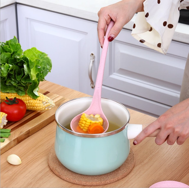 Creatice swan table spoon/plastic soup spoon