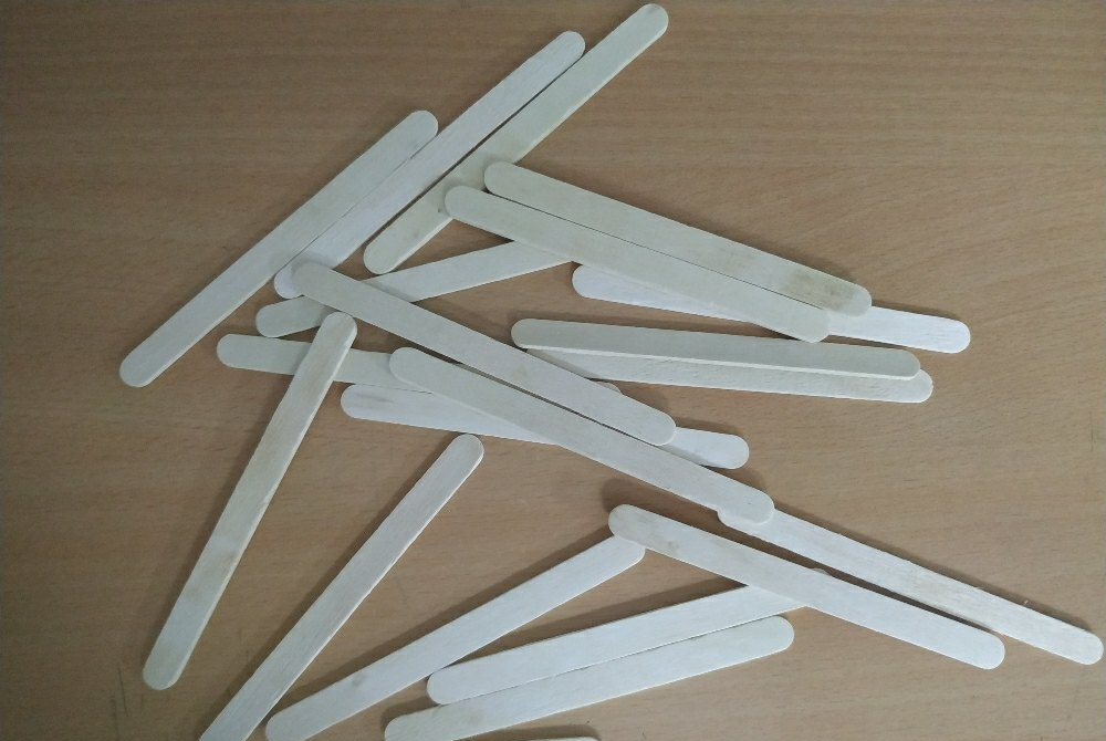 Wooden Ice Cream Stick Crafts And Art, Packaging Type: Packet, Size: 113 mm