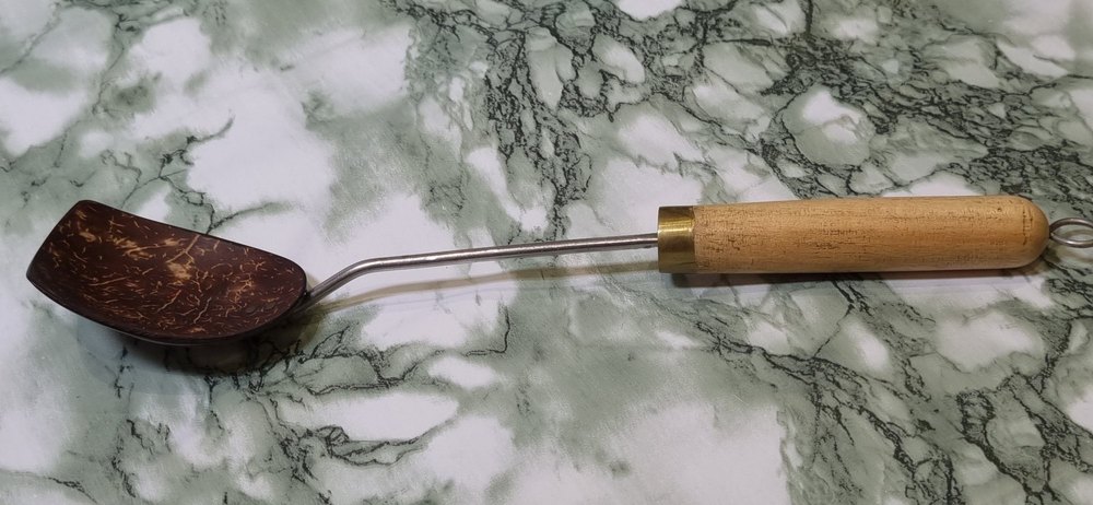 Brown 8inch Coconut Shell Ladle, For Used In Kitchen