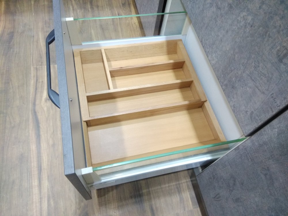 Plain Rectangular VOLQA Wooden Cutlery Tray, Size: 600mm -thickness
