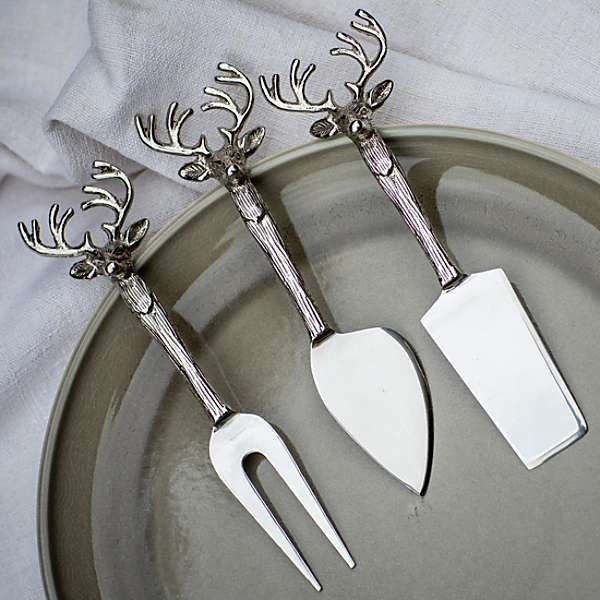 Reindeer Head Brass Cheese Set, Finish: Polished